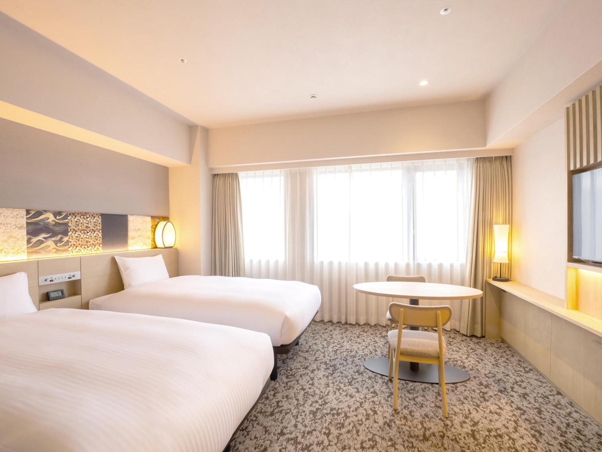 Insomnia Kyoto Oike Hotel Exterior photo
